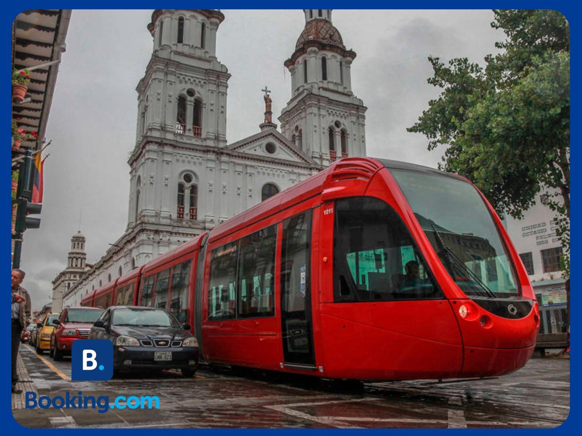 Апартаменты Departamento En Centro Historico Куэнка Экстерьер фото